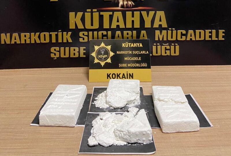 Kütahya İl Emniyet Müdürlüğü’ne bağlı Narkotik Suçlarla Mücadele Şube Müdürlüğü