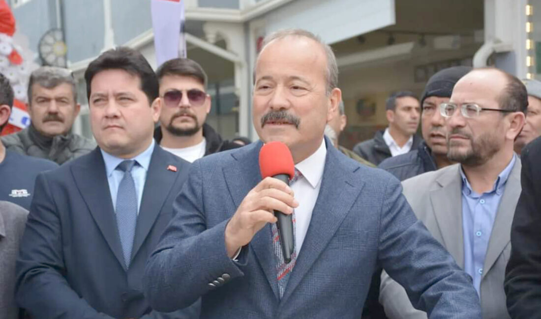 Afyonkarahisar’ın ilçelerinde MHP Seçim Koordinasyon Merkezlerinin açılışında konuşan MHP Afyonkarahisar