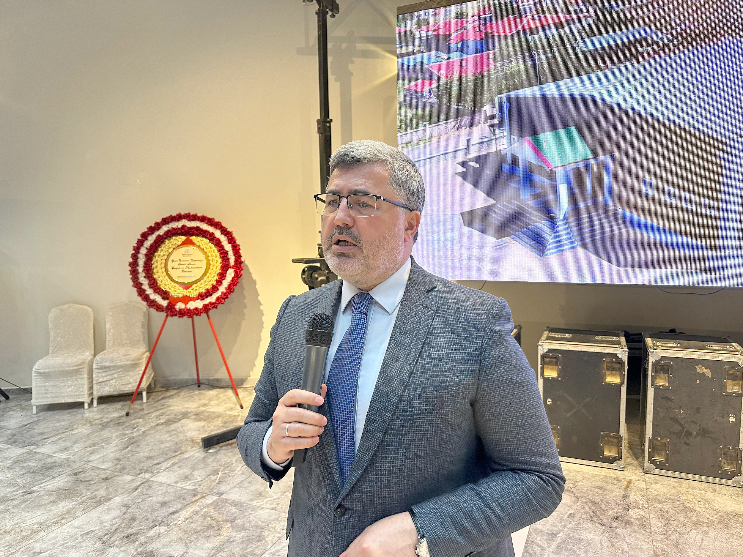 Afyonkarahisar’ın ilçelerine ve beldelerinde ziyaretlerde bulunan AK Parti Afyonkarahisar Milletvekili