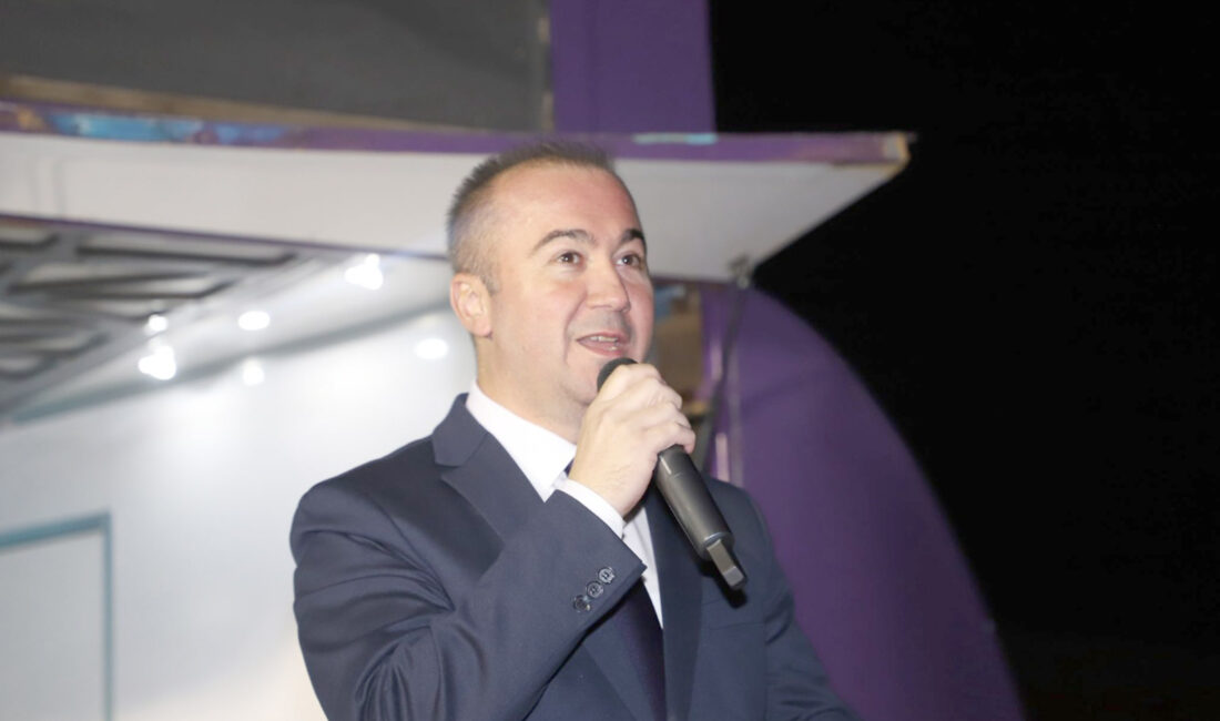 Ataköy Mahalle mitinginde konuşan AK Parti Afyonkarahisar Belediye Başkan Adayı