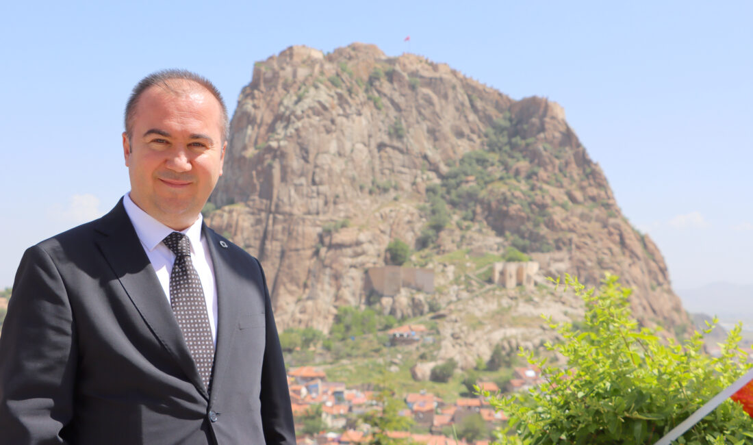  AK Parti Afyonkarahisar Belediye Başkan Adayı Hüseyin Ceylan Uluçay Afyonkarahisar’ı