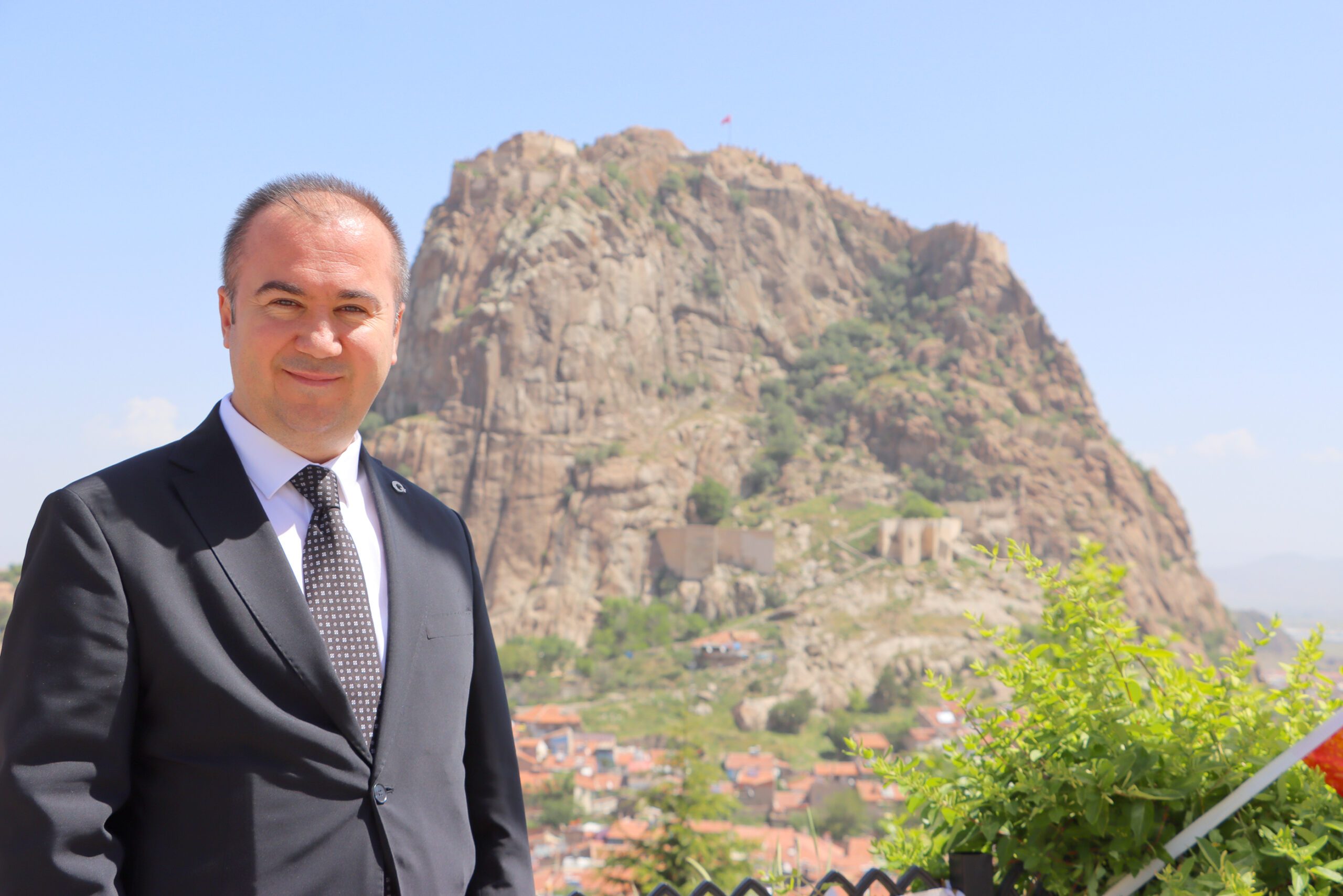  AK Parti Afyonkarahisar Belediye Başkan Adayı Hüseyin Ceylan Uluçay Afyonkarahisar’ı