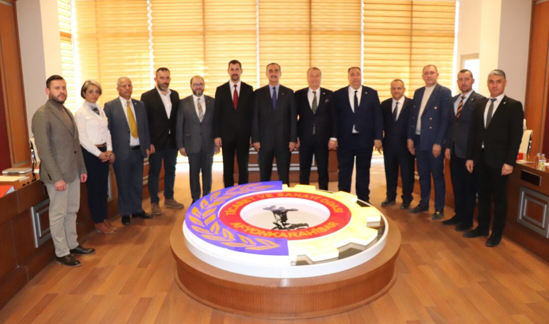 ATSO’yu ziyaretinde konuşan İYİ Parti Afyonkarahisar Belediye Başkan adayı Alper