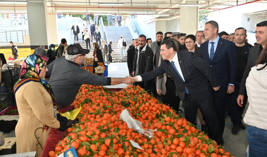 Cumhur İttifakı’nın Antalya Büyükşehir Belediye Başkan adayı Hakan Tütüncü, Alanya