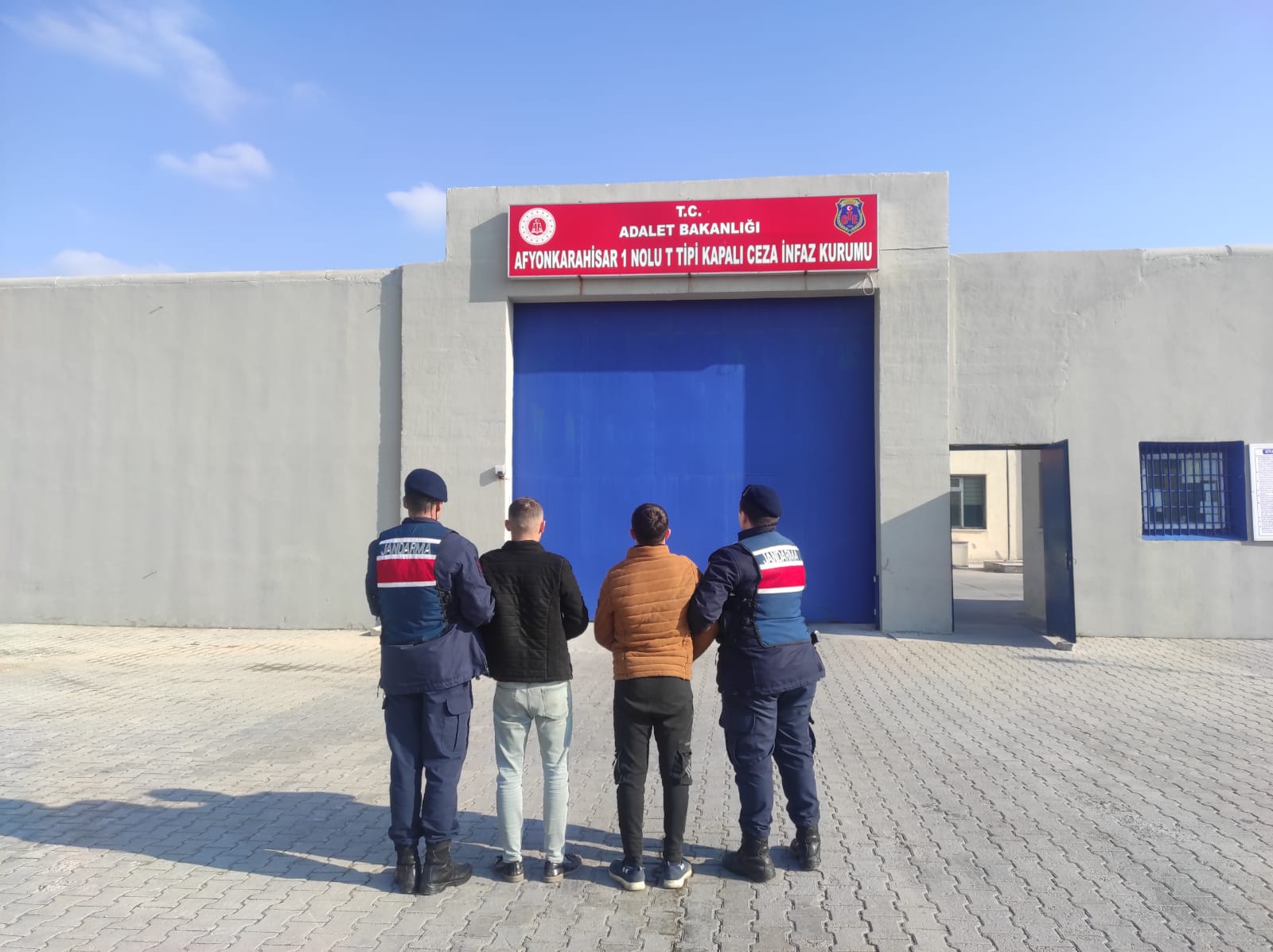   Edinilen bilgiye göre olay Çıkrık beldesinde meydana geldi. F.Ç