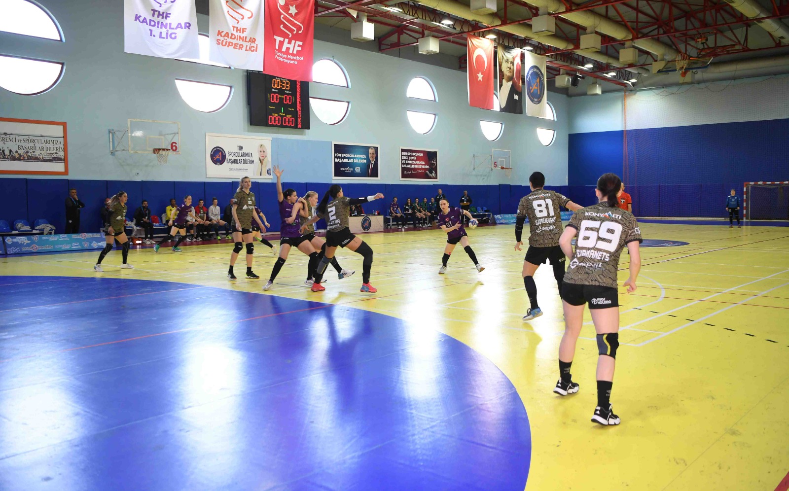 Konyaaltı Belediye Spor Kulübü Kadın Hentbol Takımı, ‘Mavi Kelebekler’, Hentbol