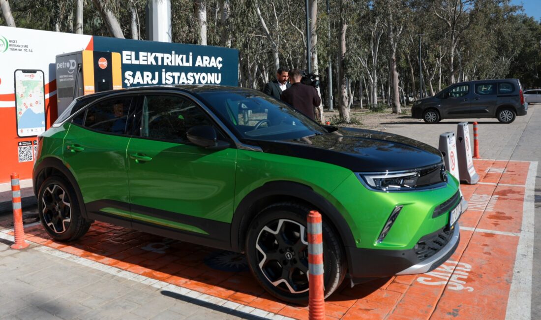 Antalya Büyükşehir Belediyesi, son yıllarda artan elektrikli araç kullanımı ile