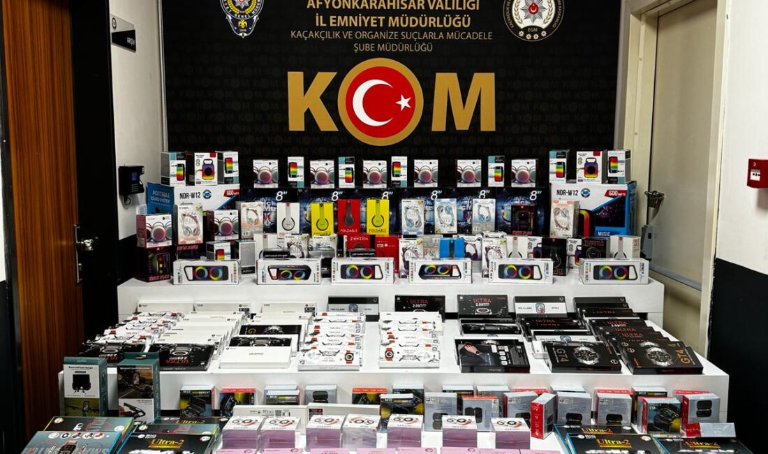Afyonkarahisar İl Emniyet Müdürlüğü’ne bağlı ekipler İl Emniyet Müdürü Mahmut