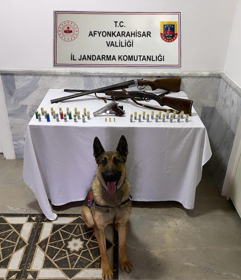 Afyonkarahisar İl Jandarma Komutanlığı Merkez/Salar Jandarma Karakol Komutanlığınca yapılan istihbari