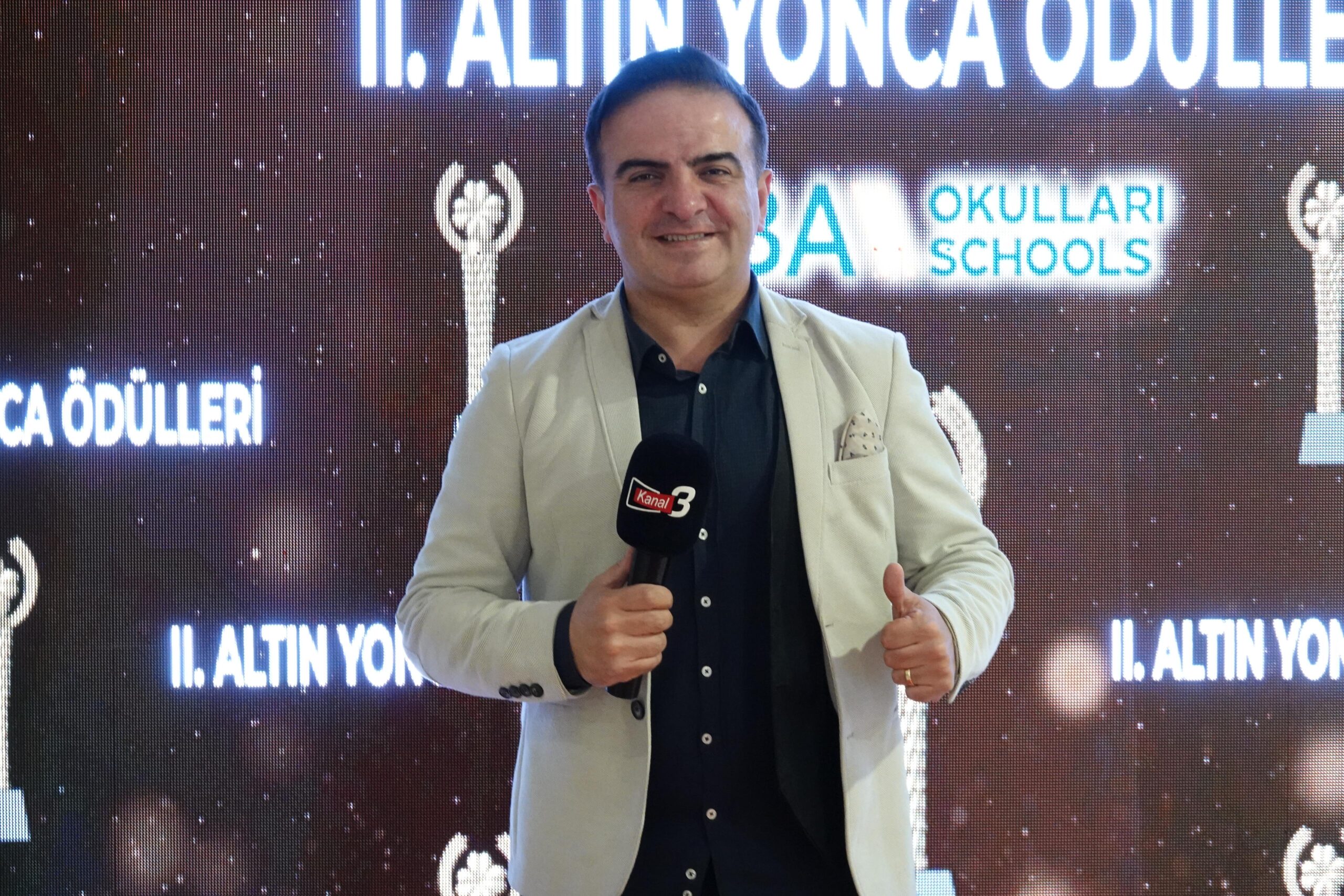 Kanal 3 TV’nin en sevilen Hakan Çankaya ile Müzikomedi Show