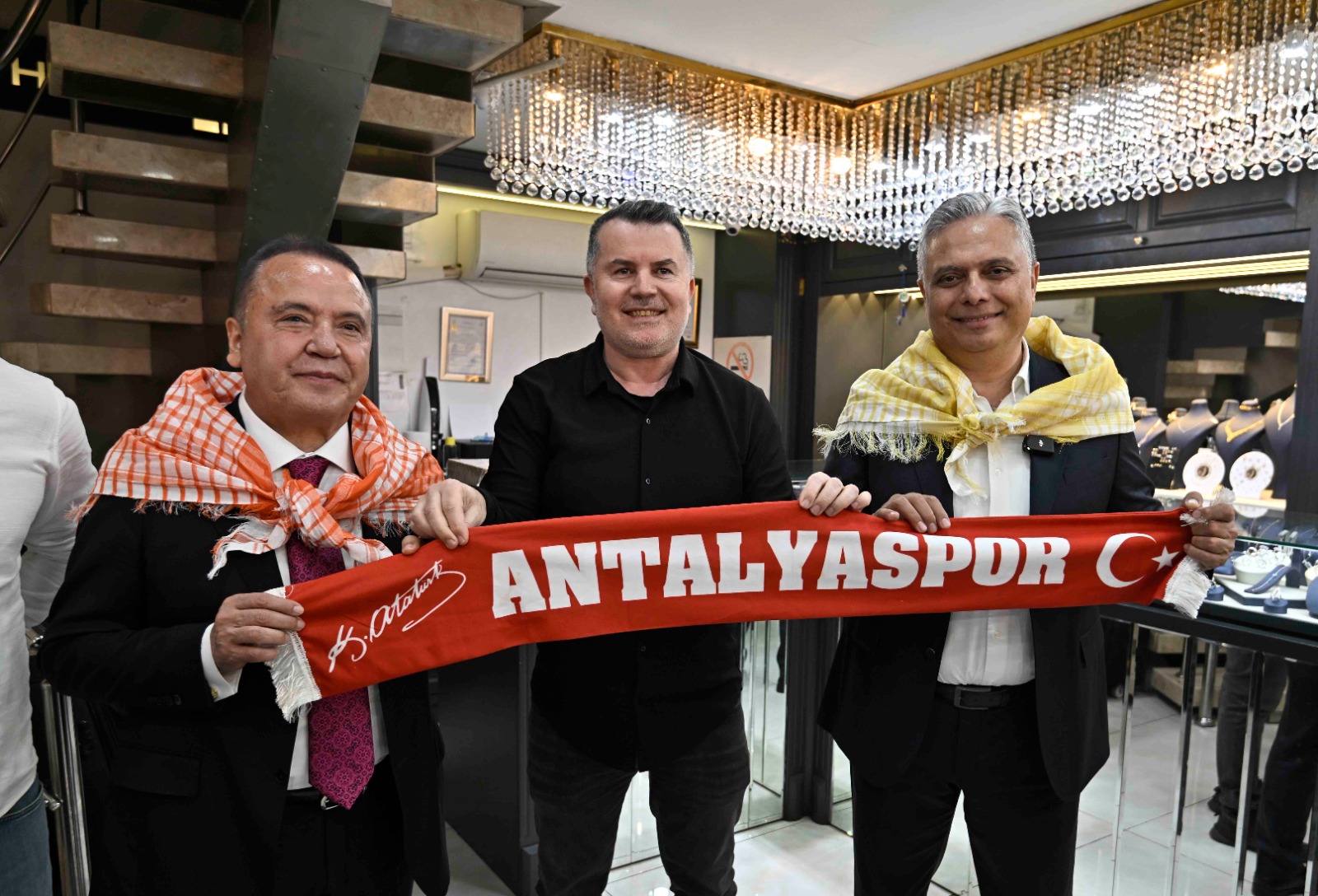 Antalya Muratpaşa Belediye Başkanı Ümit Uysal, CW Enerji Türkiye Yağlı