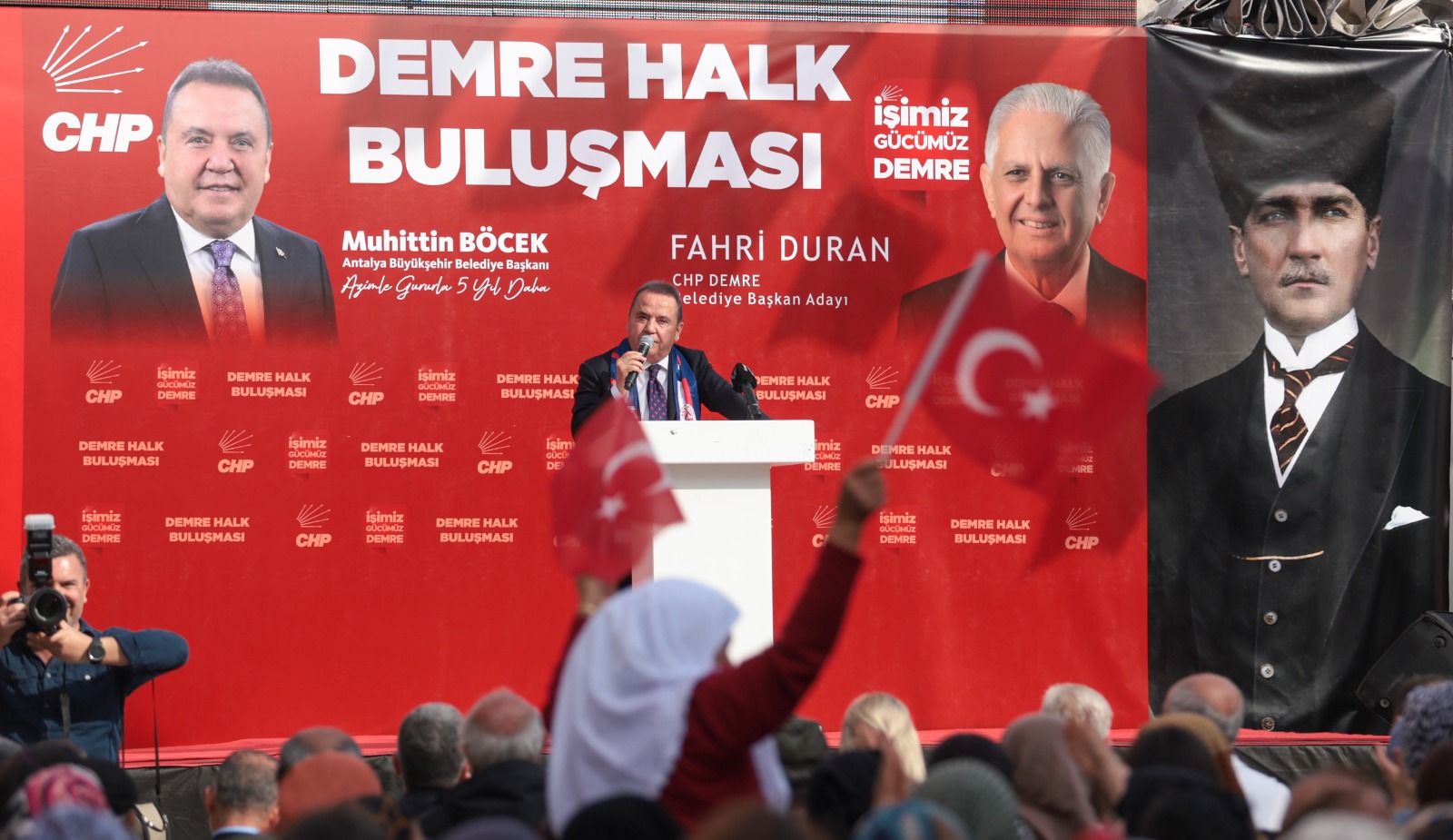 Antalya Büyükşehir Belediye Başkanı ve CHP Büyükşehir Belediye Başkanı Adayı