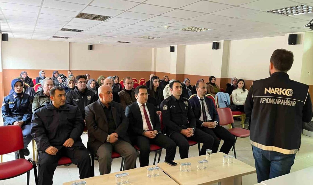 AFYONKARAHİSAR’DA ANNE VE ANNE ADAYLARI BİLGİLENDİRİLDİ