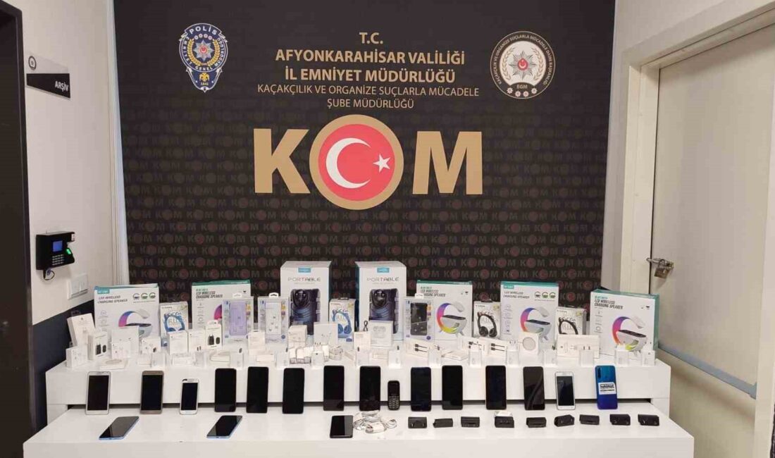 AFYONKARAHİSAR’DA POLİS TARAFINDAN 2 İŞ YERİNE YAPILAN BASKINDA 17 ADET