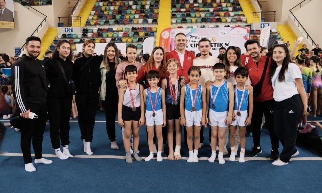BURSA’DA DÜZENLENEN KUVA-Yİ MİLLİYE 6. BALIKESİR BÖLGE ŞAMPİYONASINA 61 KULÜP