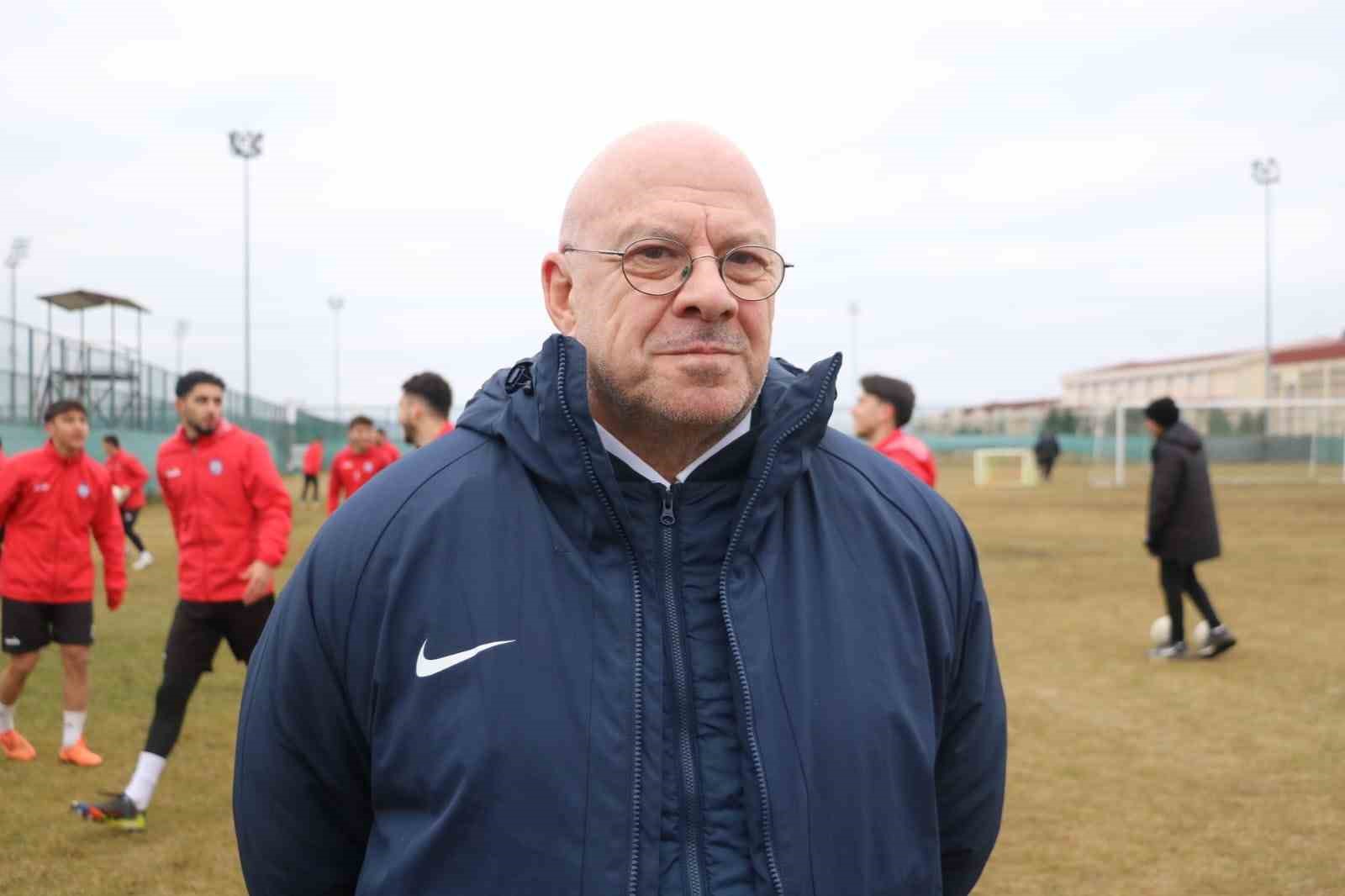 TFF 2. LİG EKİPLERİNDEN AFYONSPOR’DA TEKNİK DİREKTÖR OLARAK ANLAŞMAYA VARILAN