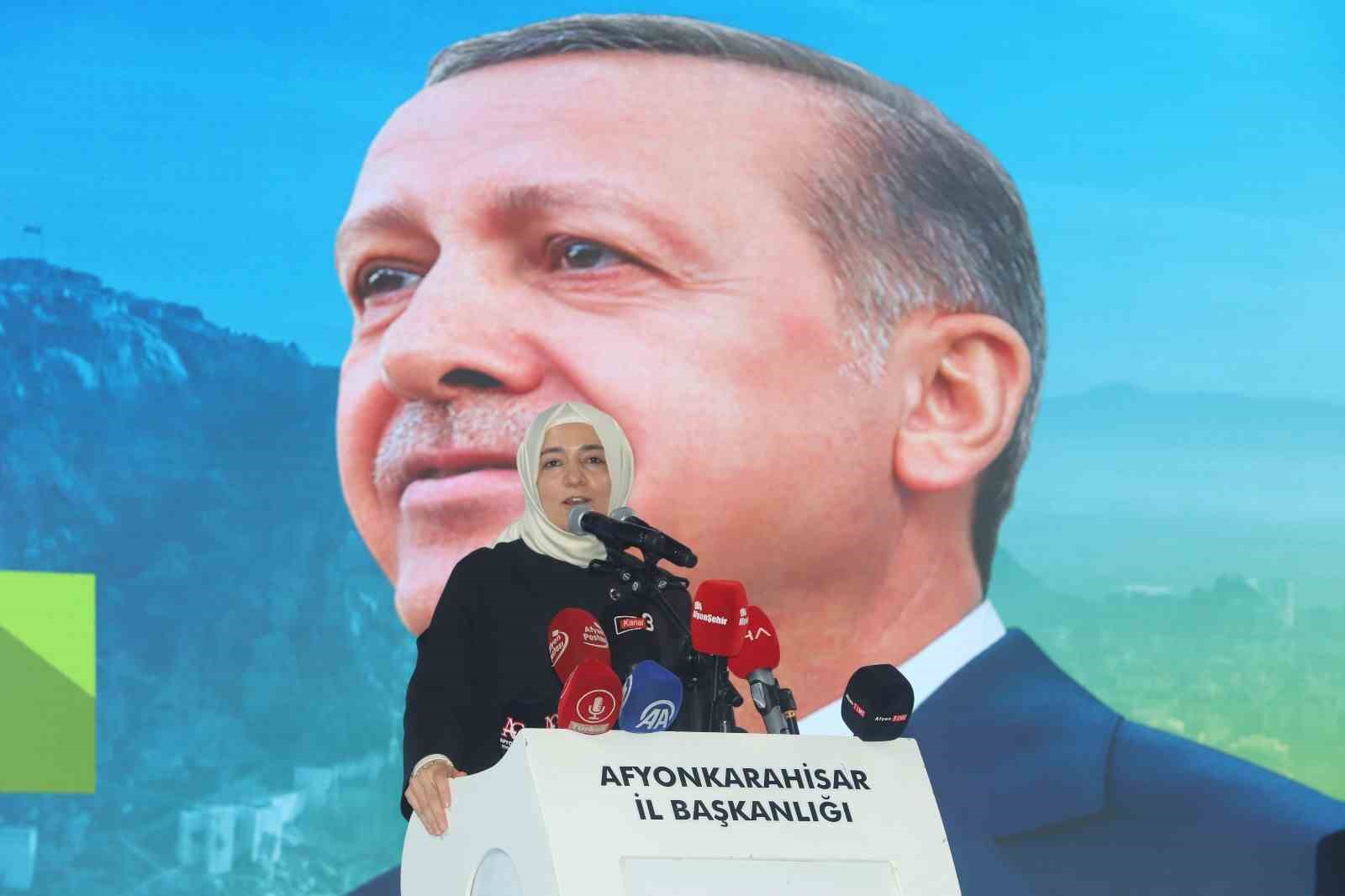 AK PARTİ SOSYAL POLİTİKALARDAN SORUMLU GENEL BAŞKAN YARDIMCISI FATMA BETÜL