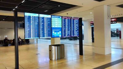 ALMANYA ULUSAL HAVAYOLU ŞİRKETİ LUFTHANSA’NIN YER HİZMETLERİ ÇALIŞANLARI 5 HAVAALANINDA