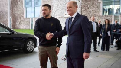 ALMANYA VE UKRAYNA ARASINDA 10 YIL SÜRELİ GÜVENLİK İŞBİRLİĞİ ANLAŞMASI