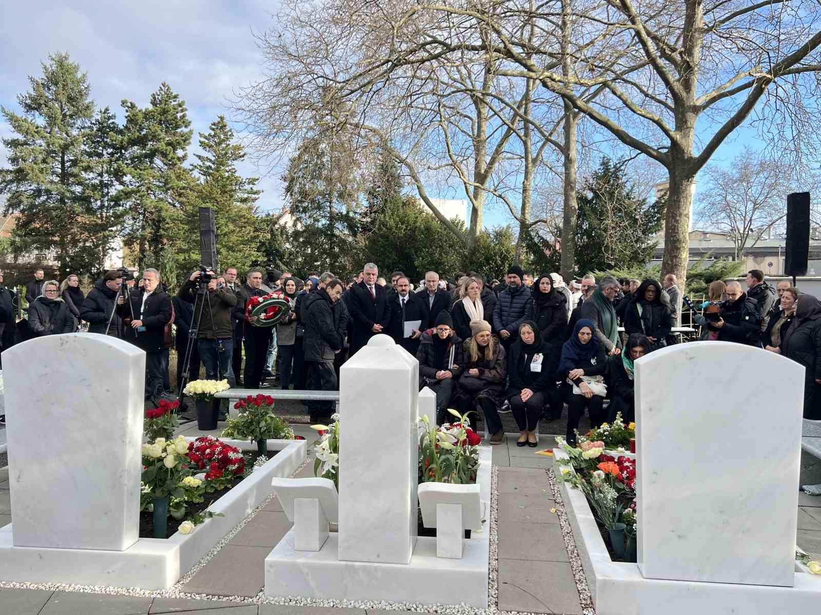 ALMANYA’NIN HANAU KENTİNDE 2 YIL ÖNCE 4’Ü TÜRK 9 KİŞİNİN