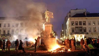 AVRUPA BİRLİĞİ’NİN (AB) TARIM POLİTİKALARINA TEPKİ GÖSTEREN ÇİFTÇİLER, BİN 200