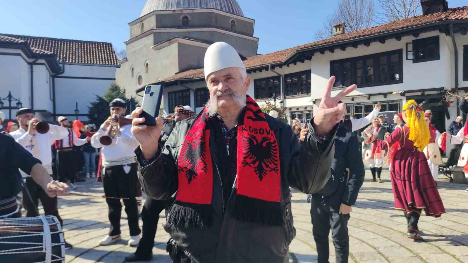 SIRBİSTAN'DAN 17 ŞUBAT 2008'DE AYRILAN KOSOVA, BAĞIMSIZLIĞININ 16. YIL DÖNÜMÜNÜ