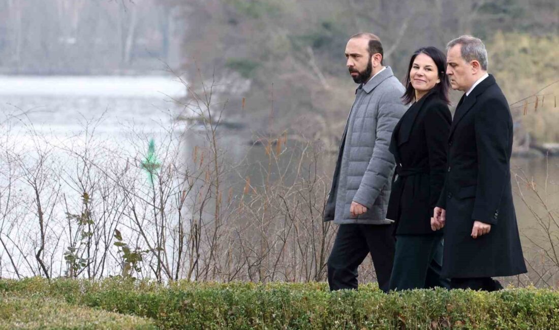 Azerbaycan Dışişleri Bakanı Ceyhun Bayramov, Almanya Dışişleri Bakanı Annalena Baerbock