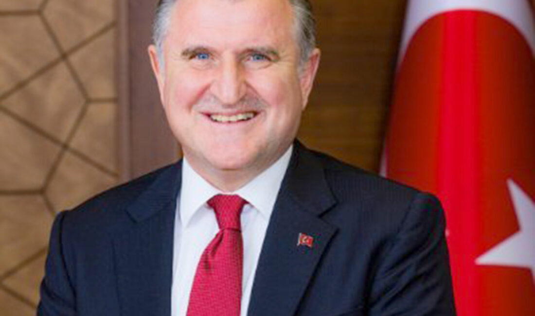 Gençlik ve Spor Bakanı Dr. Osman Aşkın Bak, Romanya’da düzenlenen