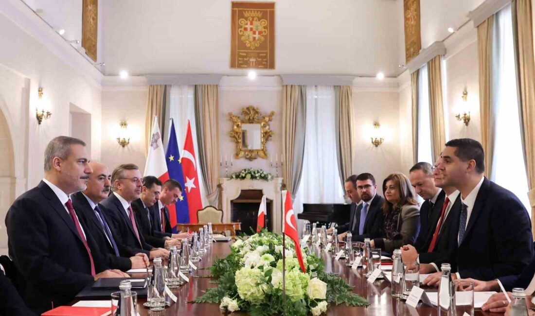 DIŞİŞLERİ BAKANI HAKAN FİDAN, VALETTA'DA MALTALI MEVKİDAŞI IAN BORG İLE