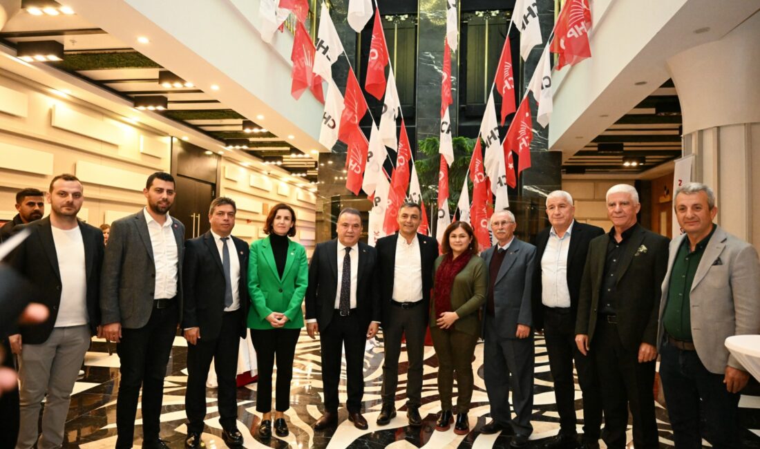 Antalya Büyükşehir Belediye Başkanı ve yeniden aday gösterilen Muhittin Böcek,