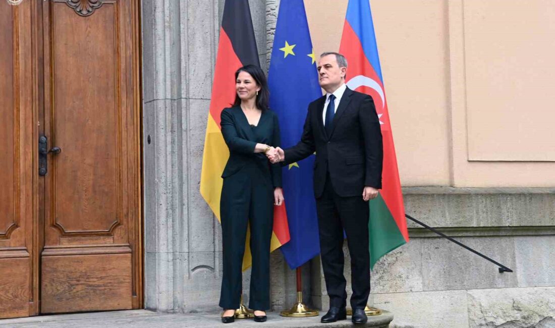 Azerbaycan Dışişleri Bakanı Ceyhun Bayramov, Almanya Dışişleri Bakanı Annalena Baerbock