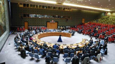 Birleşmiş Milletler (BM) Güvenlik Konseyinin, İsrail’in Gazze Şeridi’nde yardım bekleyen