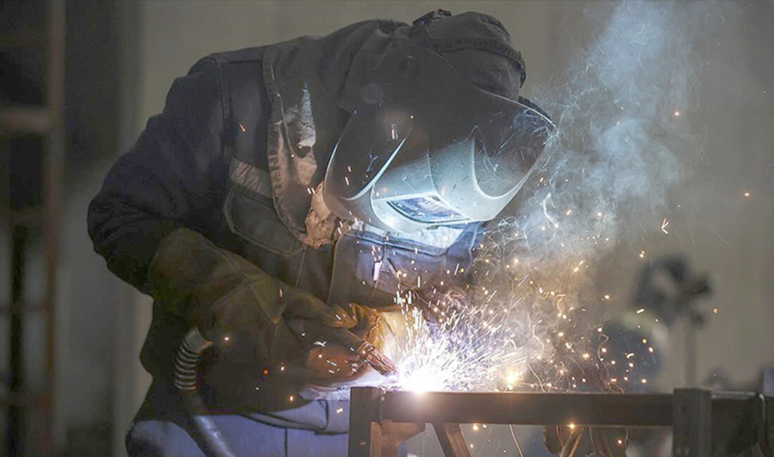 Sanayi, inşaat ve ticaret-hizmet sektörleri toplamında ücretli çalışan sayısı 2023