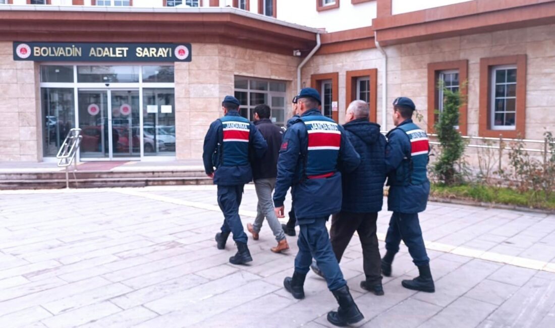 AFYONKARAHİSAR’DA 2 KAÇAK YAKALANDI