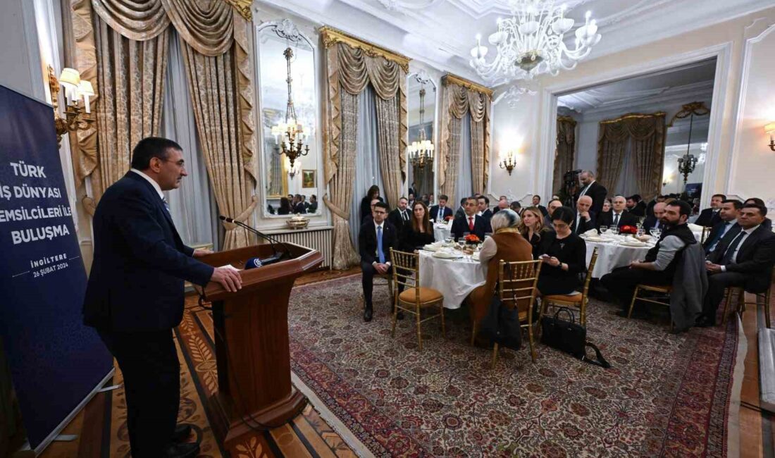 Cumhurbaşkanı Yardımcısı Cevdet Yılmaz, İngiltere’nin başkenti Londra’da Türk iş dünyası
