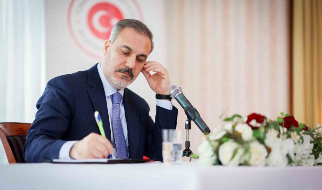 DIŞİŞLERİ BAKANI FİDAN, ALMANYA’DA TÜRK VATANDAŞLARI VE STK TEMSİLCİLERİ İLE
