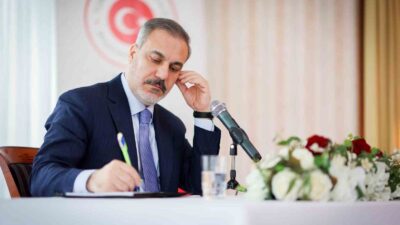 DIŞİŞLERİ BAKANI FİDAN, ALMANYA’DA TÜRK VATANDAŞLARI VE STK TEMSİLCİLERİ İLE