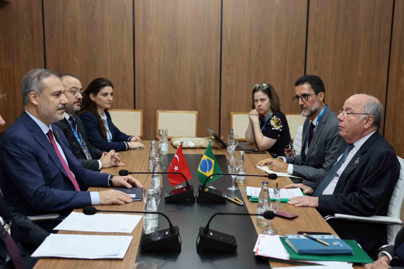 DIŞİŞLERİ BAKANI FİDAN, BREZİLYALI MEVKİDAŞI MAURO VİEİRA İLE GÖRÜŞTÜ
