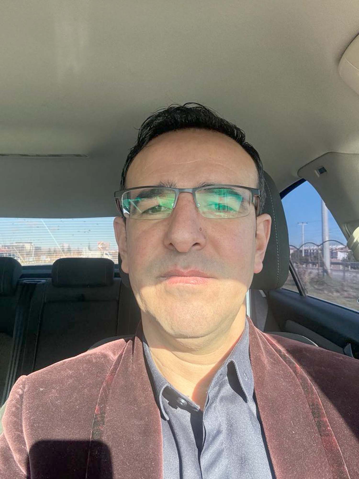 Gazetemiz köşe yazarı Murat Akarçay’ın yazdığı ‘Kirayı Elden Ödeyenleri Ciddi