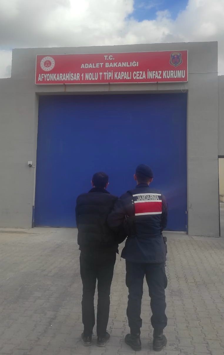 HAKKINDA KESİNLEŞMİŞ 4 YIL 8 AY 7 GÜN HAPİS CEZASI