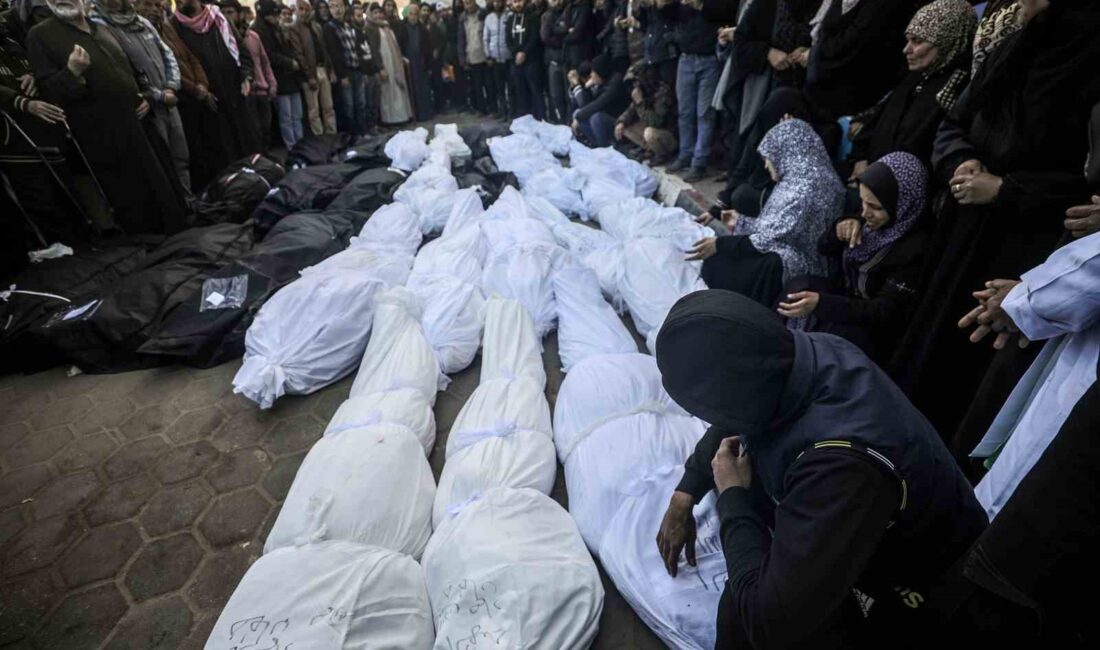 İSRAİL'İN GAZZE ŞERİDİ'NE YÖNELİK SALDIRILARINDA SON 24 SAATTE 118 KİŞİNİN