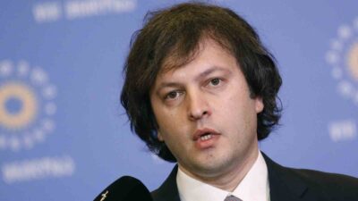 GÜRCİSTAN PARLAMENTOSU İRAKLİ GARİBAŞVİLİ’NİN BAŞBAKANLIK GÖREVİNDEN İSTİFA ETMESİNİN ARDINDAN GÜRCÜ