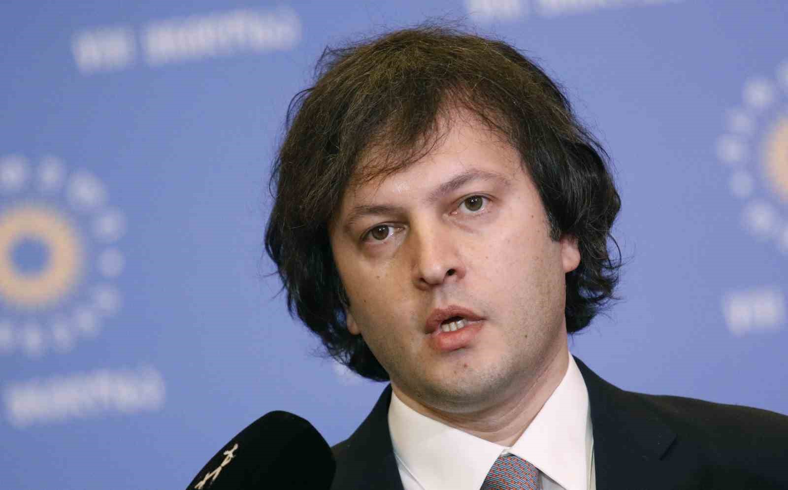 GÜRCİSTAN PARLAMENTOSU İRAKLİ GARİBAŞVİLİ’NİN BAŞBAKANLIK GÖREVİNDEN İSTİFA ETMESİNİN ARDINDAN GÜRCÜ
