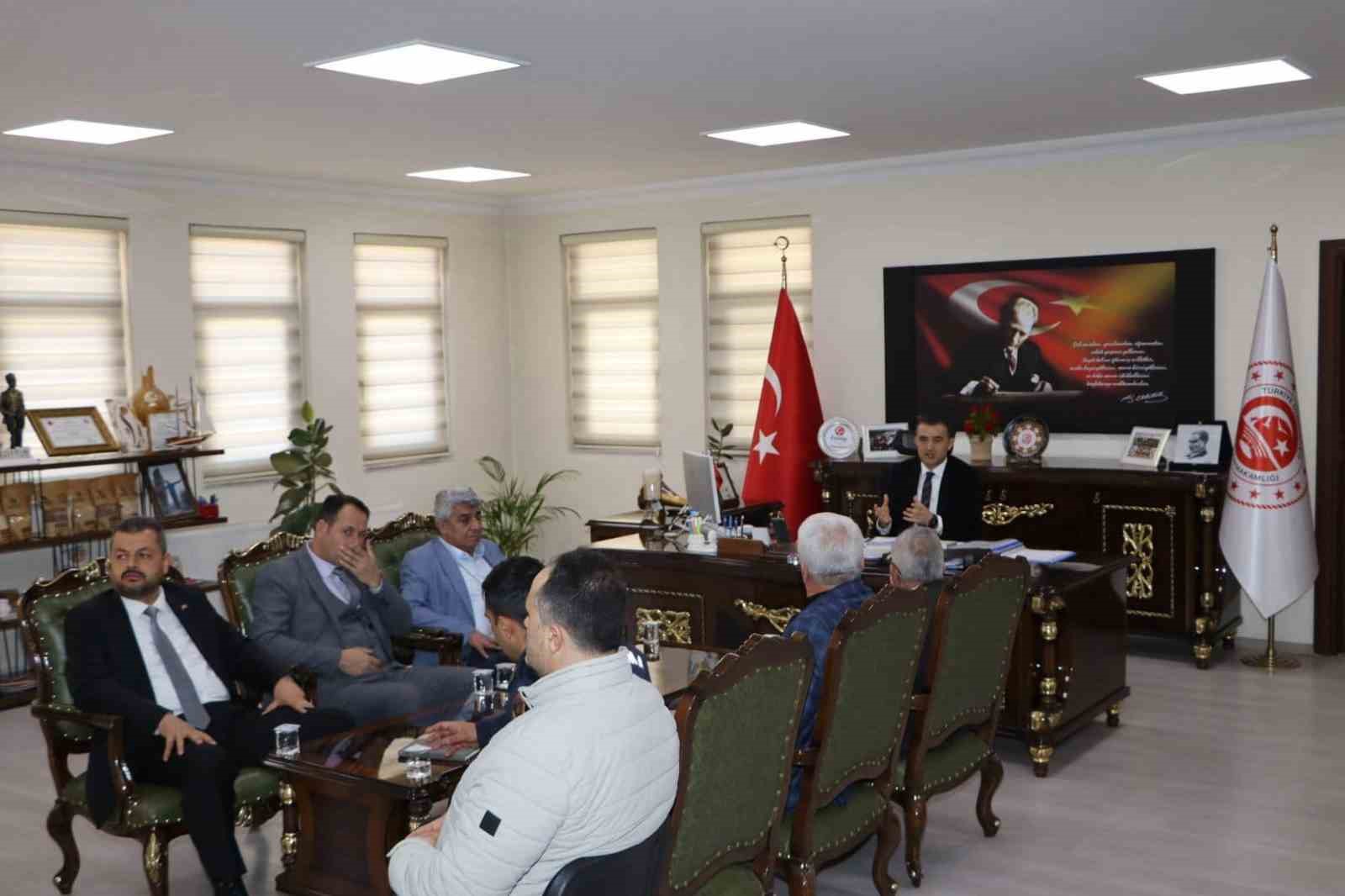Afyonkarahisar Emirdağ Kaymakam Osman Bilici, huzurlu bir seçim ortamı geçirilmesi