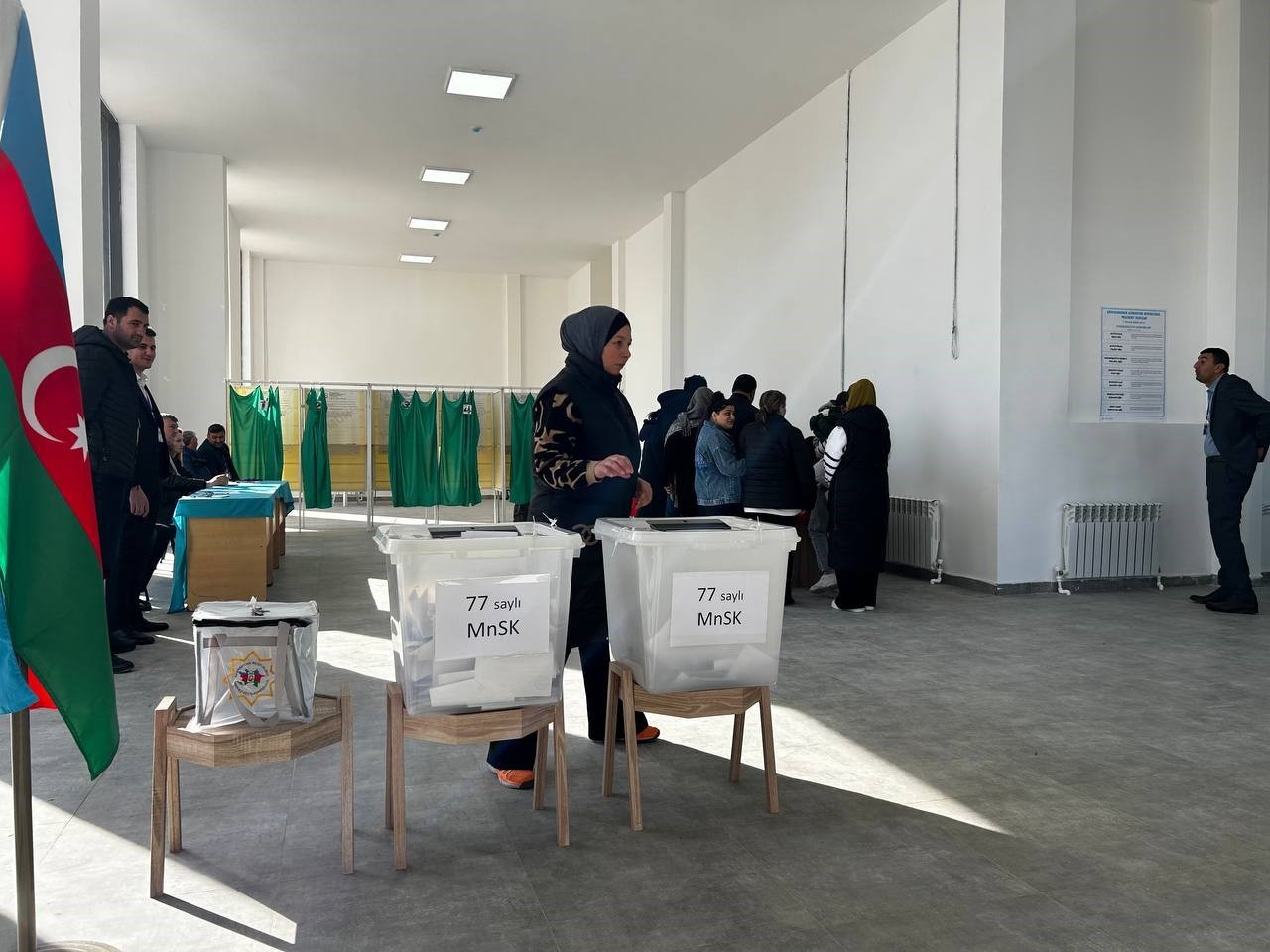 AZERBAYCAN’DA İŞGALDEN KURTARILAN FUZULİ'DE ERKEN CUMHURBAŞKANLIĞI SEÇİMİ İÇİN SANDIK BAŞINA