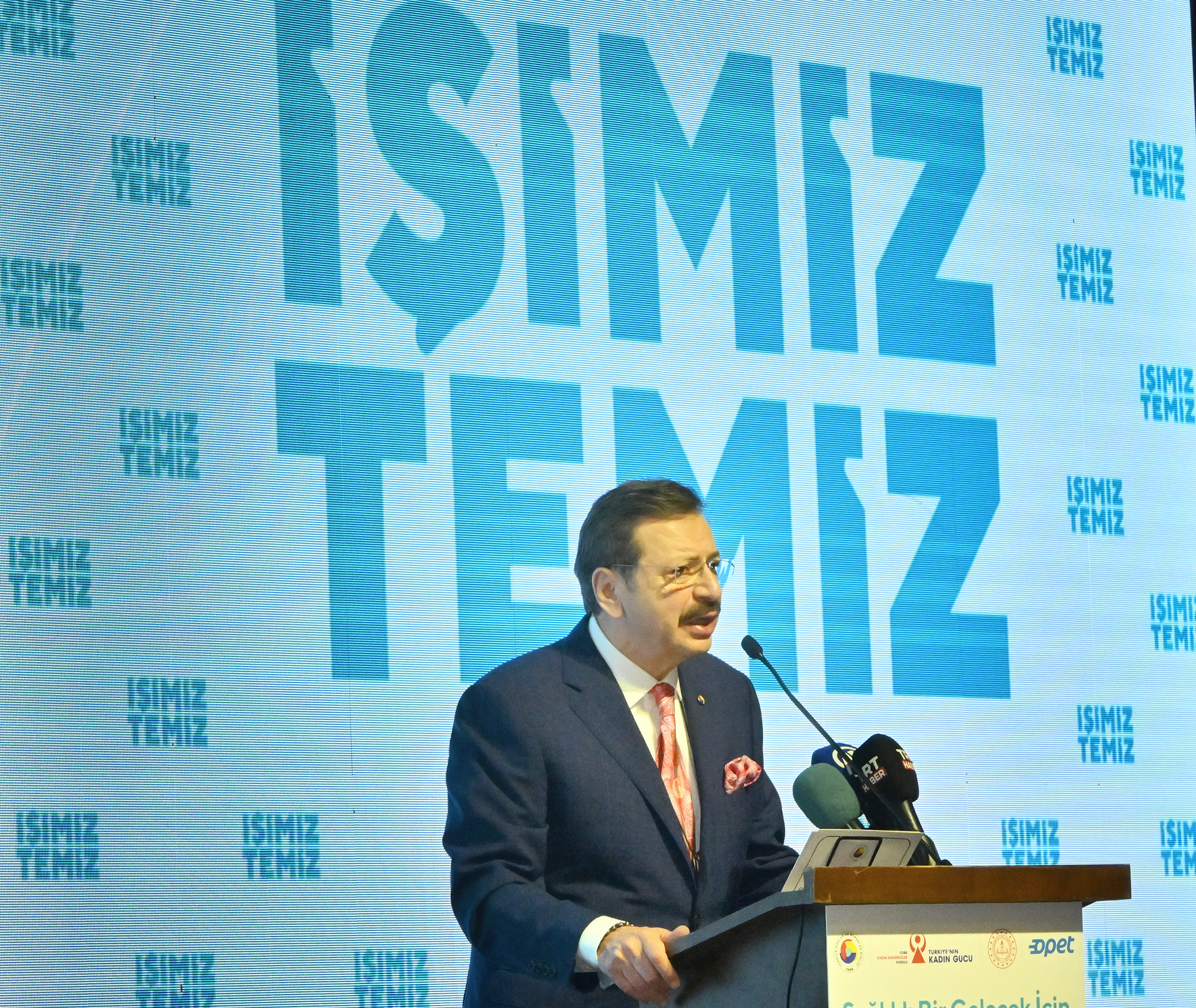   Türkiye Odalar ve Borsalar Birliği (TOBB) Başkanı M. Rifat