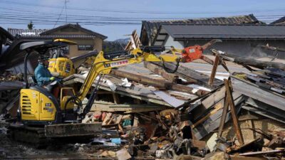 JAPONYA’DA 238 KİŞİNİN ÖLÜMÜNE NEDEN OLAN 7,6 BÜYÜKLÜĞÜNDEKİ DEPREMDE 1