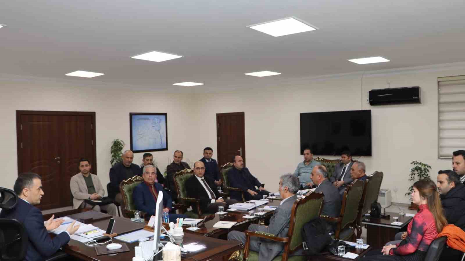 AFYONKARAHİSAR EMİRDAĞ KAYMAKAMI OSMAN BİLİCİ,  OKULLARDA ÖĞRENCİLERİN AKADEMİK BAŞARININ