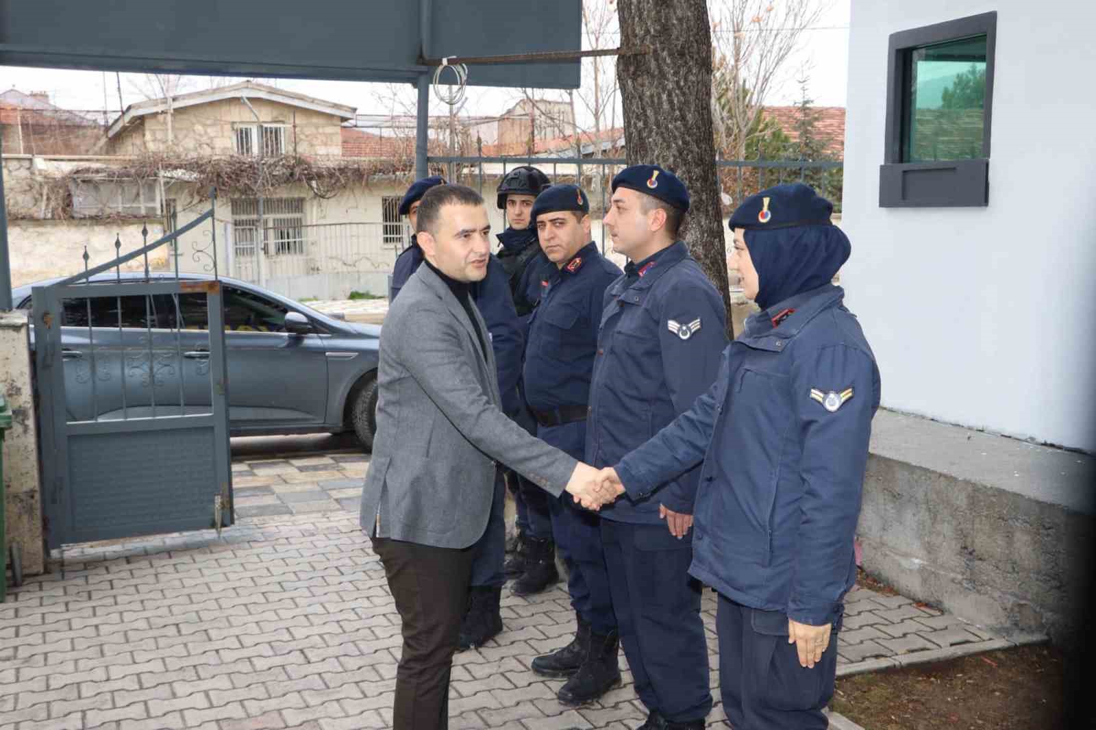 AFYONKARAHİSAR EMİRDAĞ KAYMAKAMI OSMAN BİLİCİ, GÜVENLİK VE HUZURUN SAĞLANMASINDA JANDARMAYA