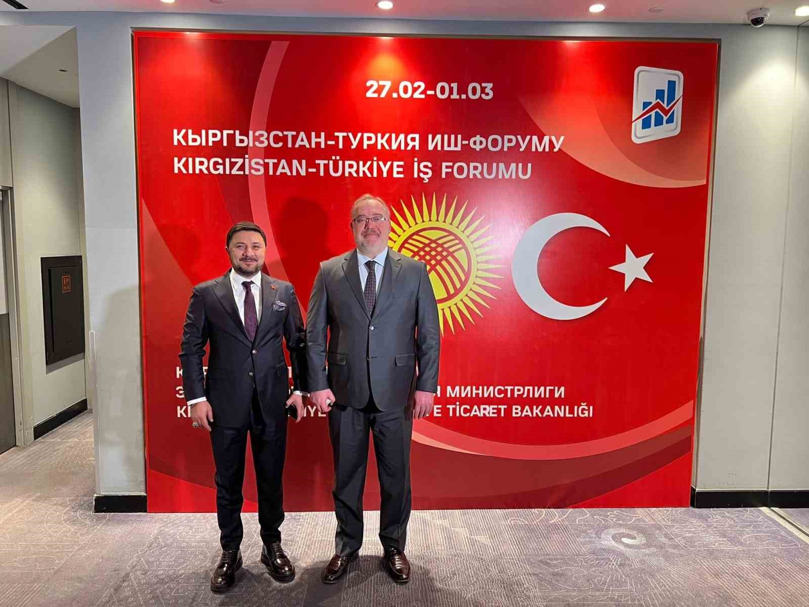 KIRGIZİSTAN CUMHURBAŞKANI SADIR CAPAROV'UN HİMAYESİNDE BAŞKENT BİŞKEK'TE, KIRGIZİSTAN-TÜRKİYE İŞ FORUMU